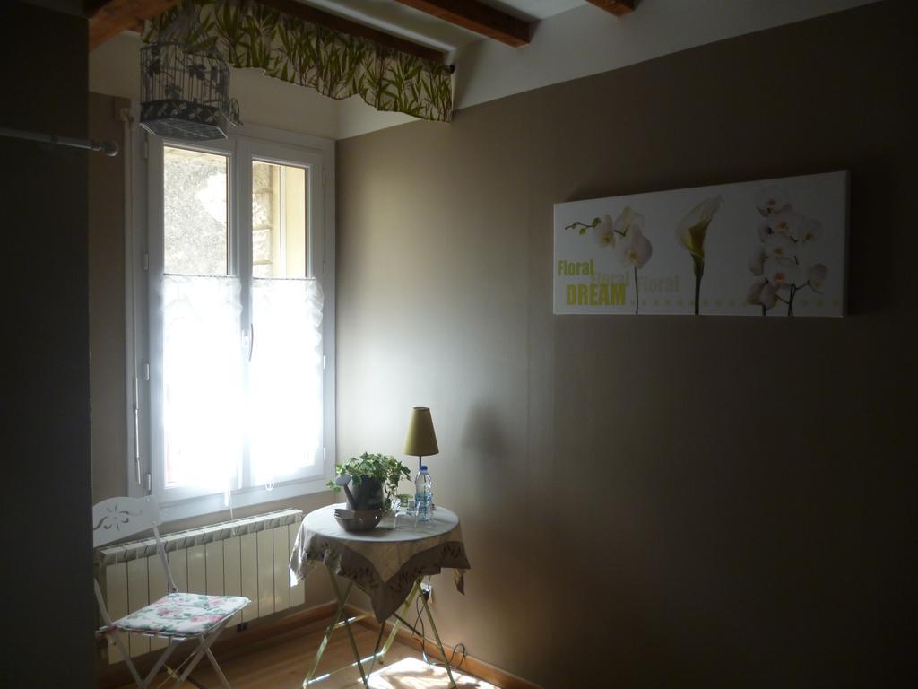Chambres D'Hotes La Rose Des Vents Ginestas Exterior photo